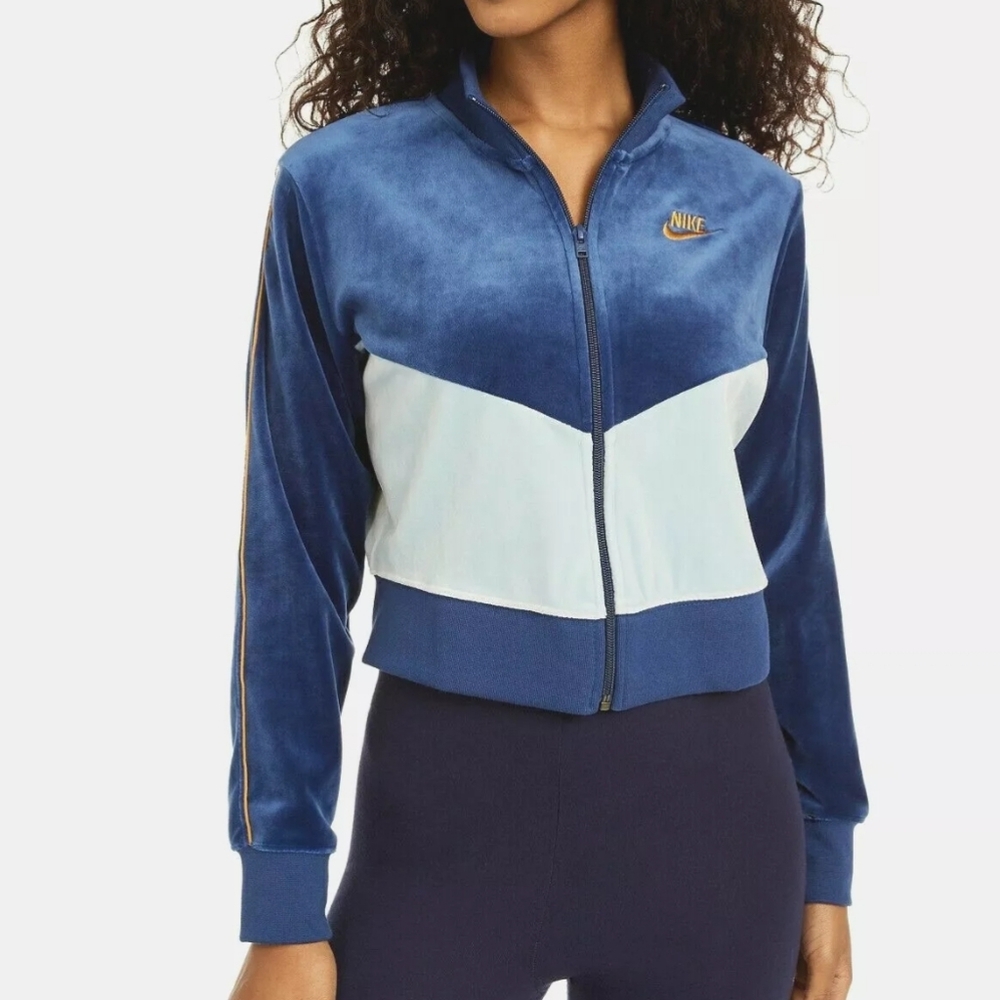 Nike velour cropped jacket